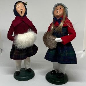 Byers' Choice Girl Carolers